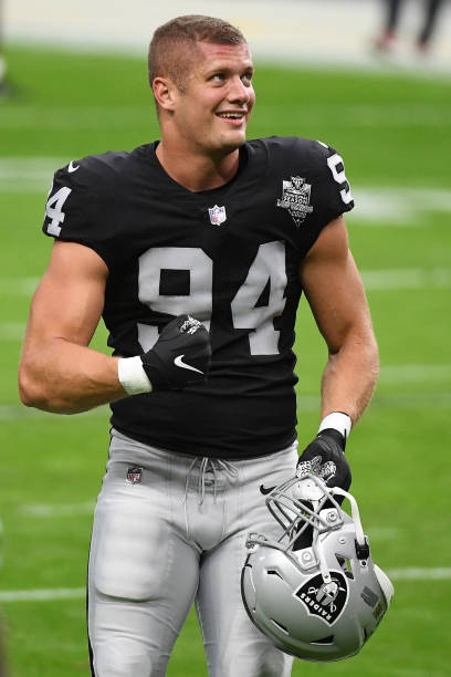 Raiders+Carl+Nassib+Becomes+First+Active+Gay+NFL+Player