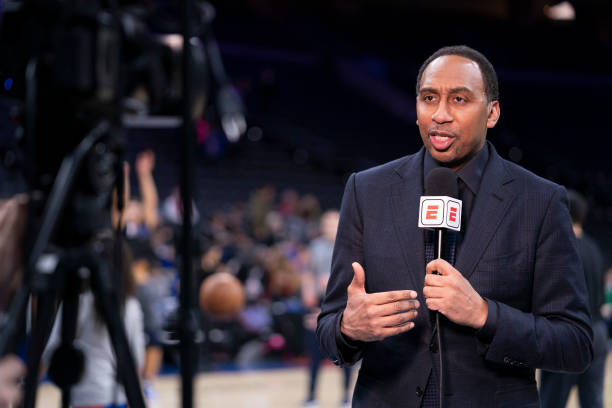 PHILADELPHIA, PA - DECEMBER 20: ESPN analyst Stephen A. Smith talks prior to the game between the Dallas Mavericks and Philadelphia 76ers at the Wells Fargo Center on December 20, 2019 in Philadelphia, Pennsylvania. NOTE TO USER: User expressly acknowledges and agrees that, by downloading and/or using this photograph, user is consenting to the terms and conditions of the Getty Images License Agreement. (Photo by Mitchell Leff/Getty Images)