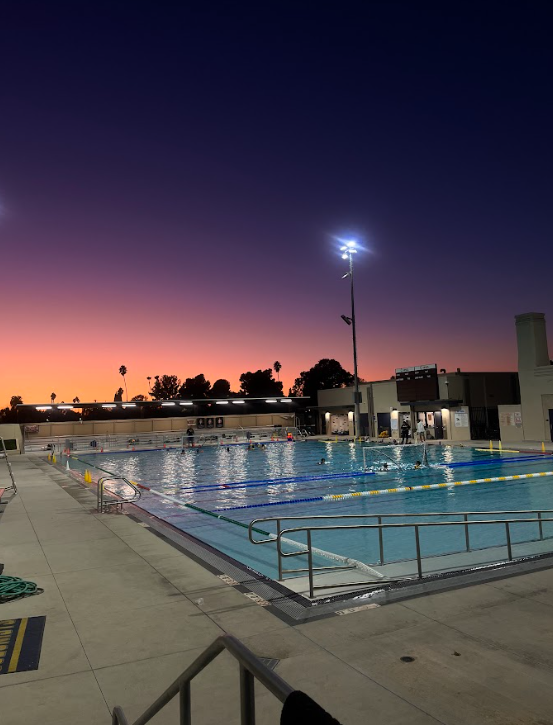 Anaheim’s First Waterpolo Game - El primer partido de waterpolo de Anaheim