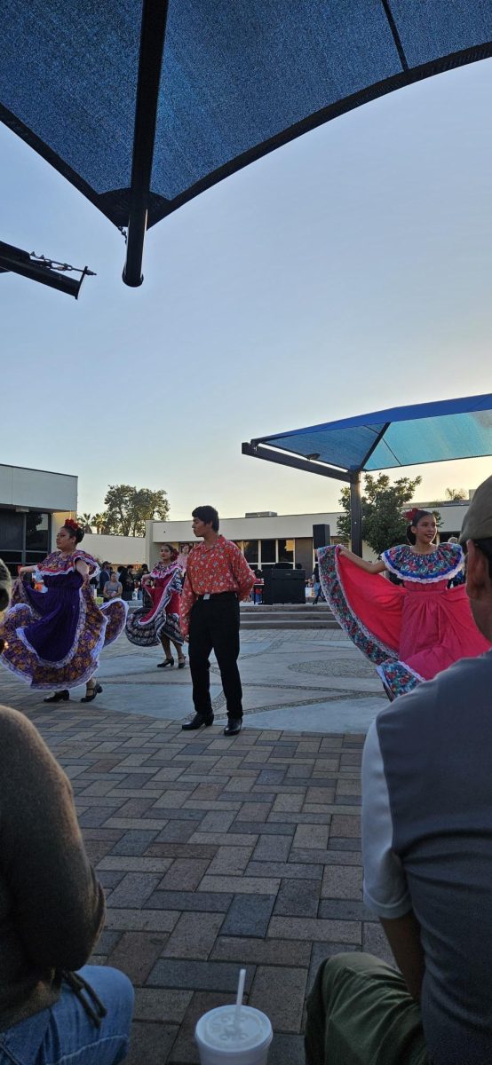VAPA Día de los Muertos en Anaheim High School