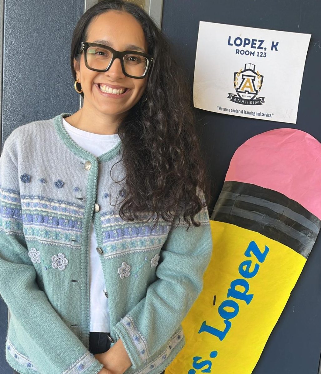 Teacher Spotlight - Mrs.López/Sra.López